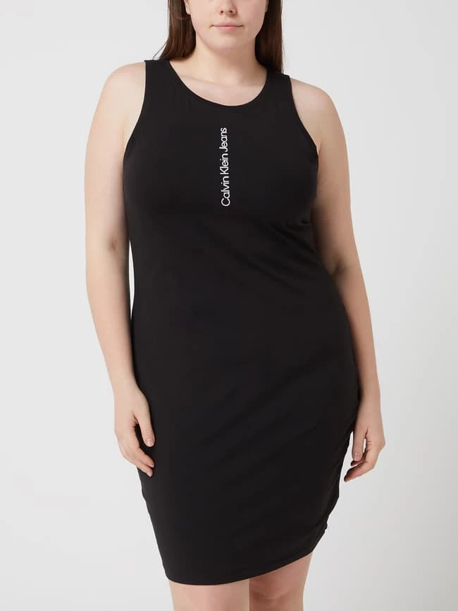 Calvin Klein Jeans Plus PLUS SIZE Kleid Mit Logo - Schwarz – Bild 4