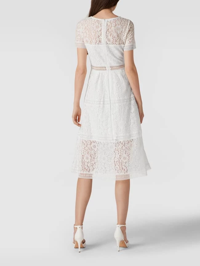 Apart Glamour Cocktailkleid Aus Floralen Stickereien - Offwhite – Bild 5