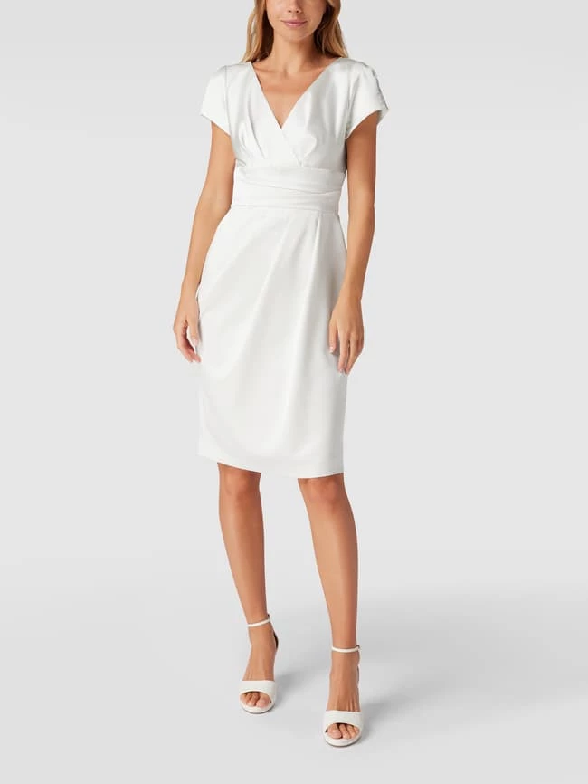 Swing Kurzärmeliges Cocktailkleid Mit Gelegten Falten - Offwhite