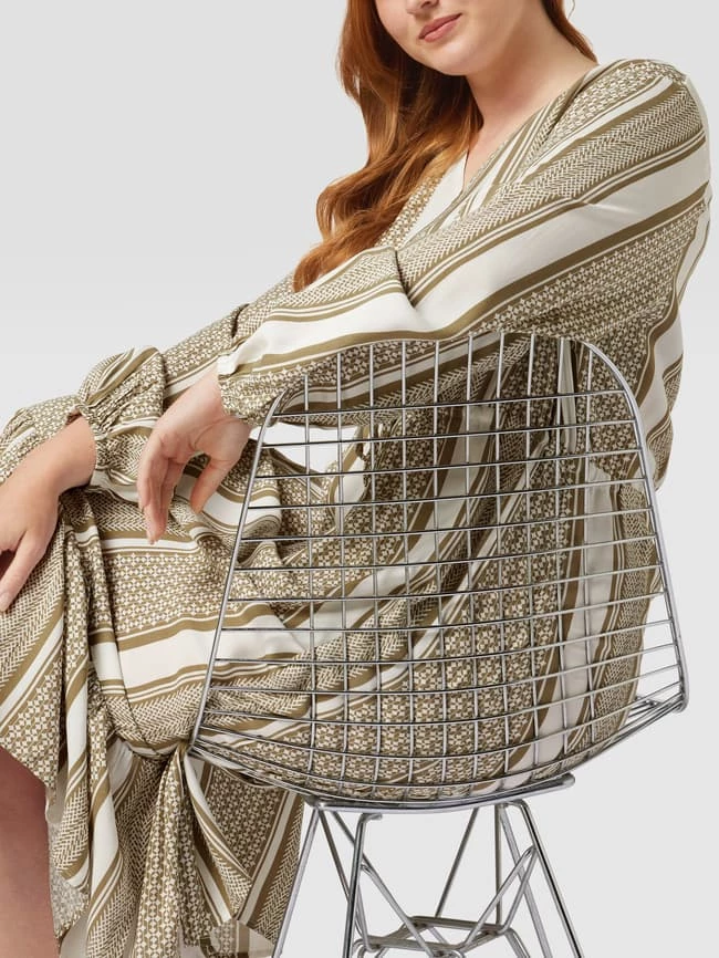 ONLY CARMAKOMA Midikleid Mit Kufiya-Muster - Olivgrün – Bild 3