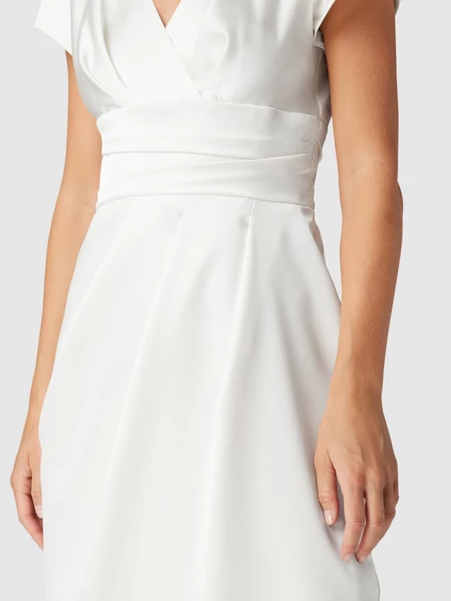 Swing Kurzärmeliges Cocktailkleid Mit Gelegten Falten - Offwhite – Bild 3